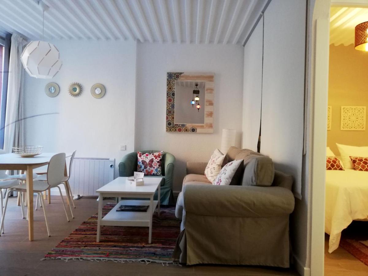 Deluxe Con Parking Y Wifi By Surynieve