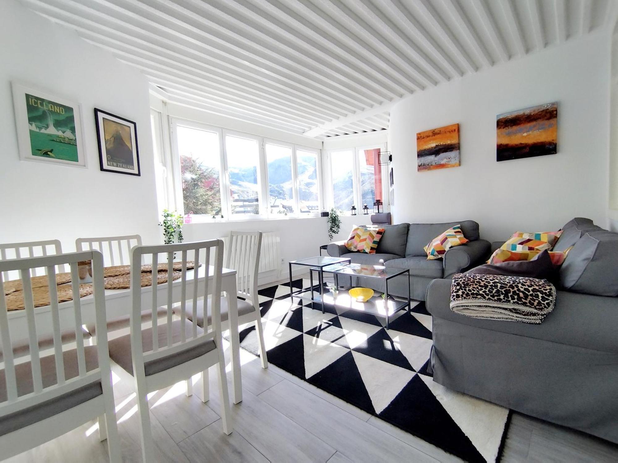 Deluxe Con Parking Y Wifi By Surynieve Sierra Nevada